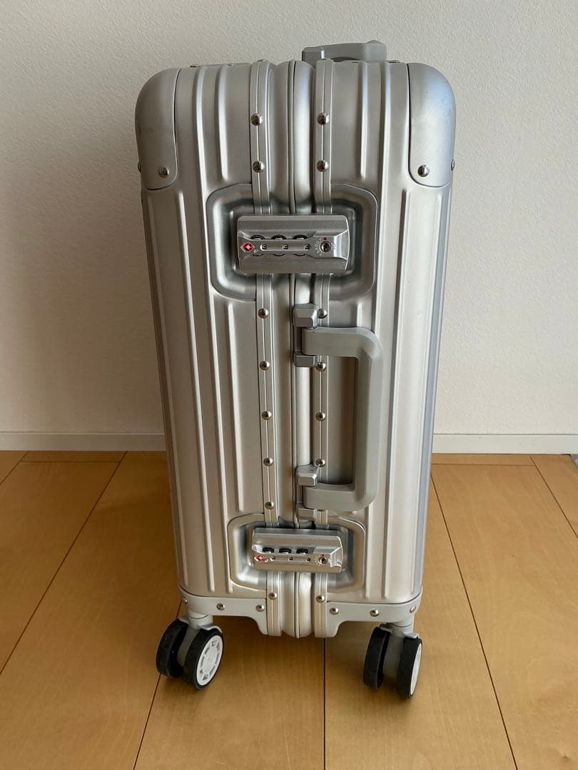 メルセデスベンツ　キャリーケース　スーツケース