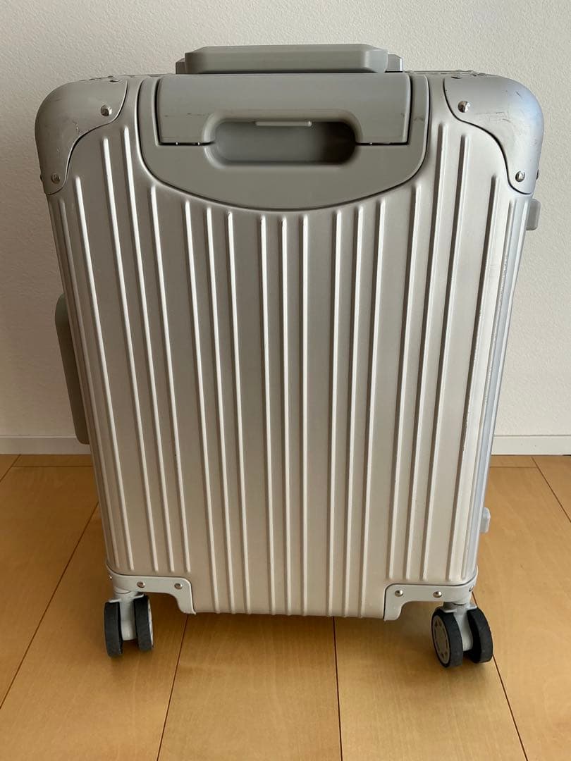 メルセデスベンツ　キャリーケース　スーツケース