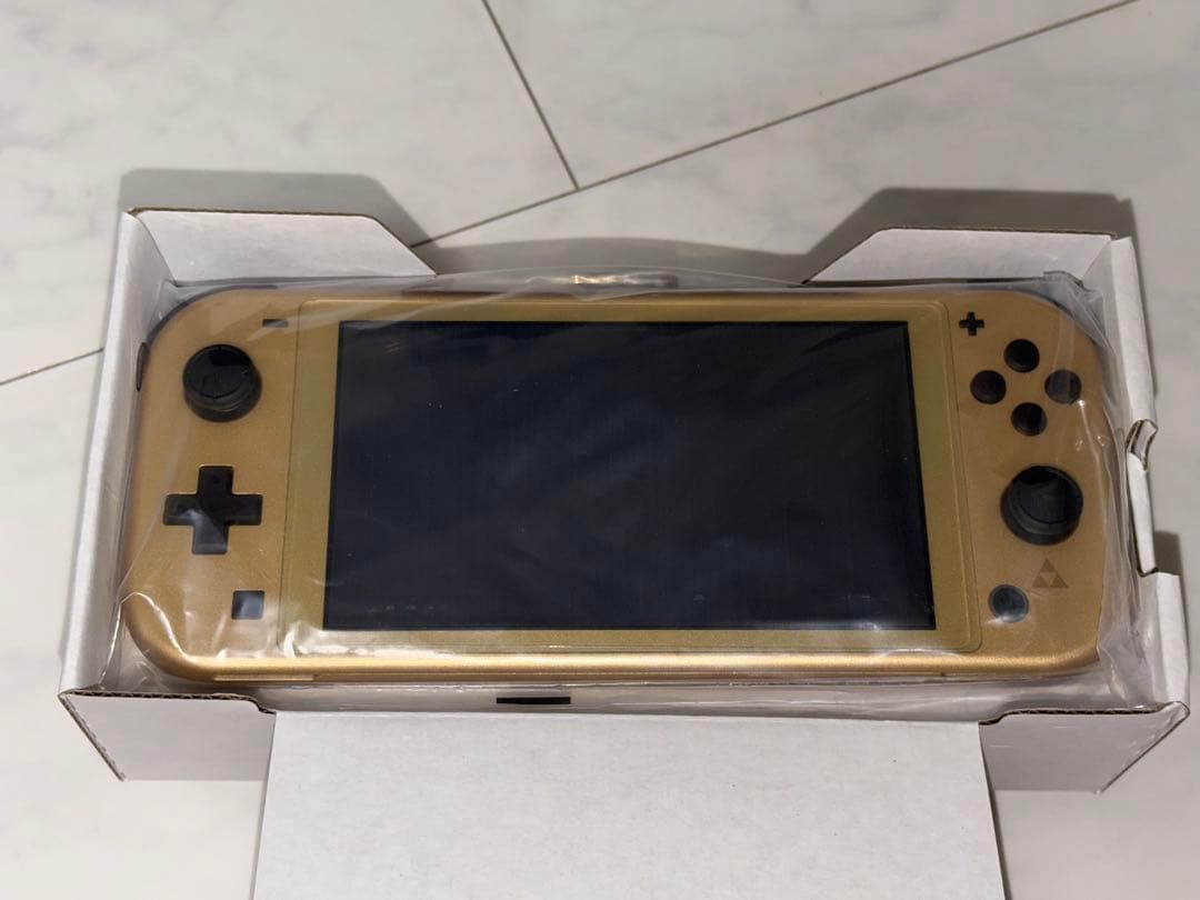 【超美品】Switch Lite ハイラルエディション