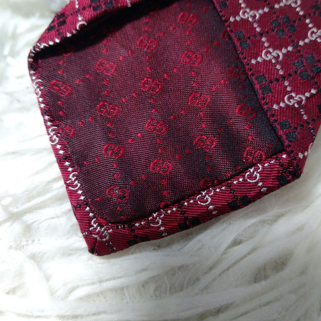 美品 現行タグ 細身 ✨️ GUCCI ネクタイ GG柄✕チェック 赤 7cm