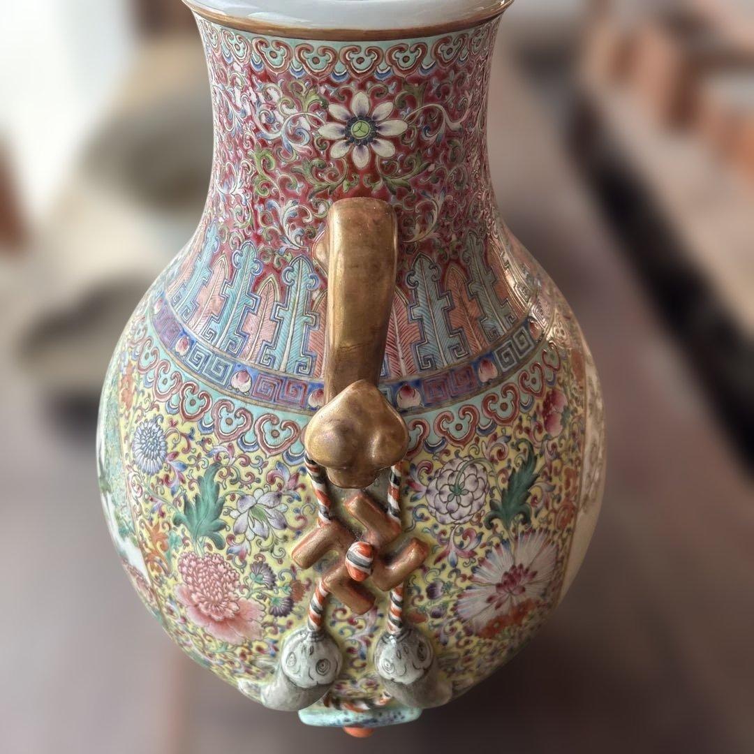 花鳥模様の陶器花瓶