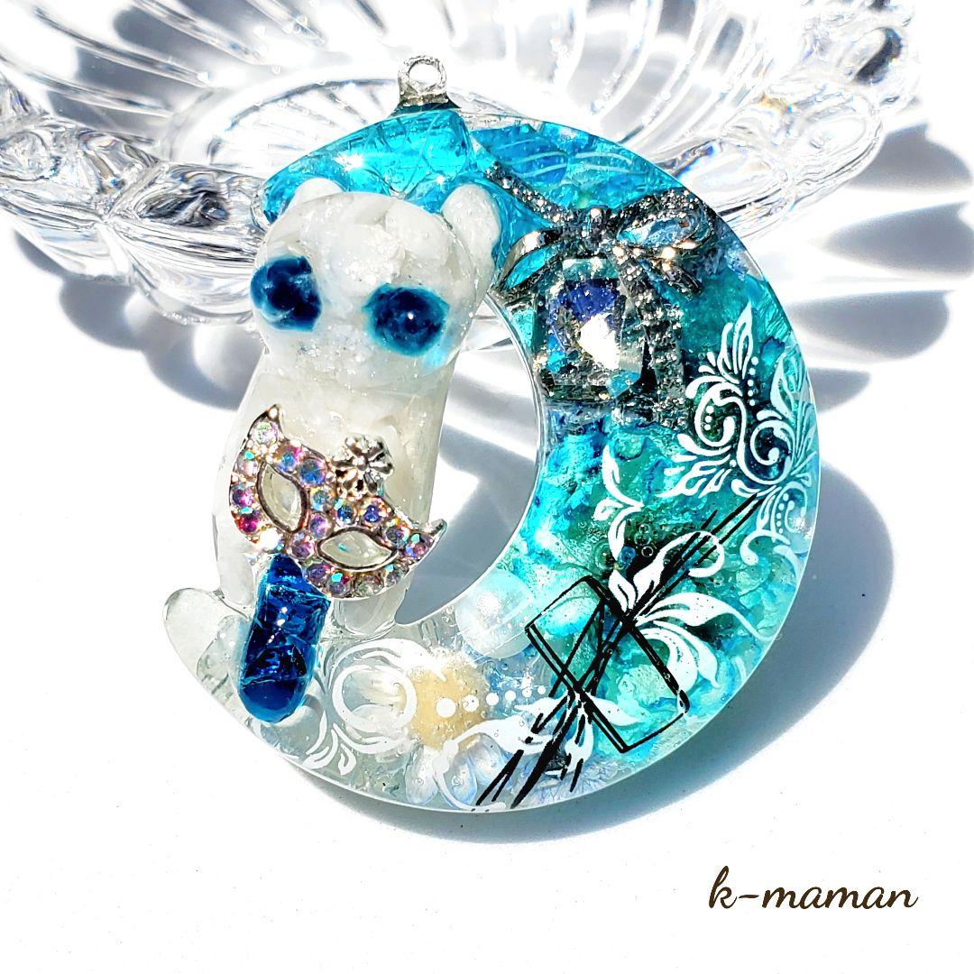 やっちゃん　　佐竹ガラス・天然石のフラワー　オルゴナイト　レジンネックレス