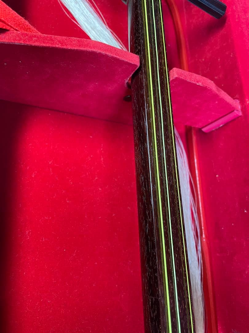 和胡弓（紅木材）　　胴花梨材 竹弓馬毛　　トランクケース 付属品