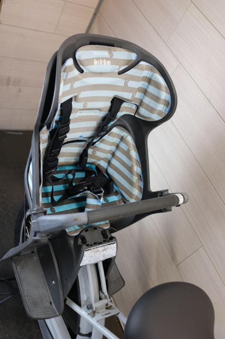 電動自転車ブリヂスト　Bikke　20インチ　3段　8.7Ah充電器あり