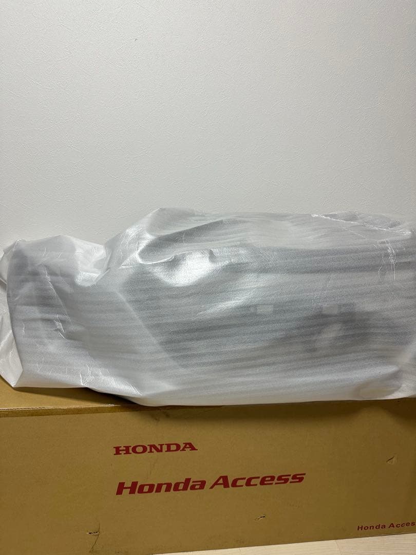 マ*コ様 HONDA S660 新品　純正　フロントバンパー グリル付　シルバー