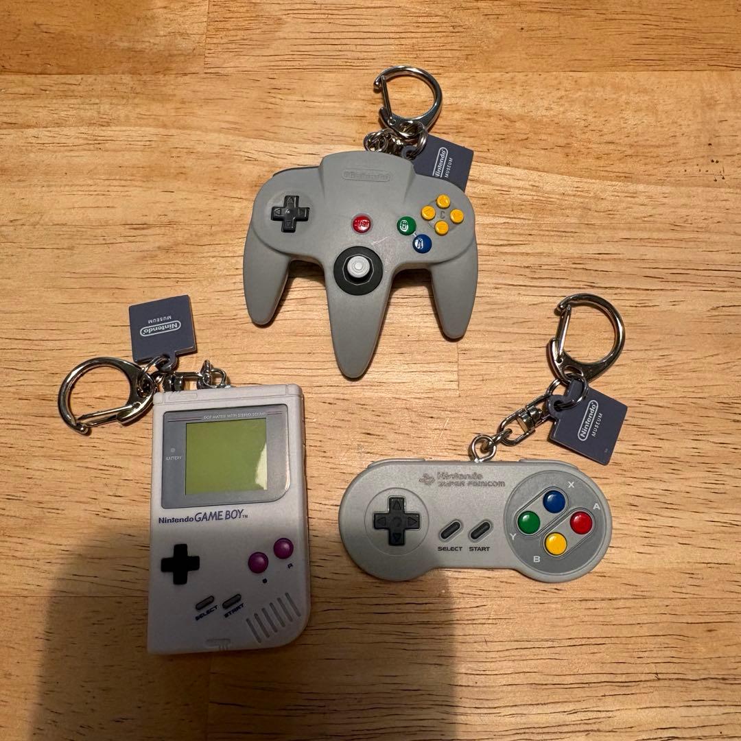 ニンテンドーミュージアム限定　ゲームハードキーホルダー