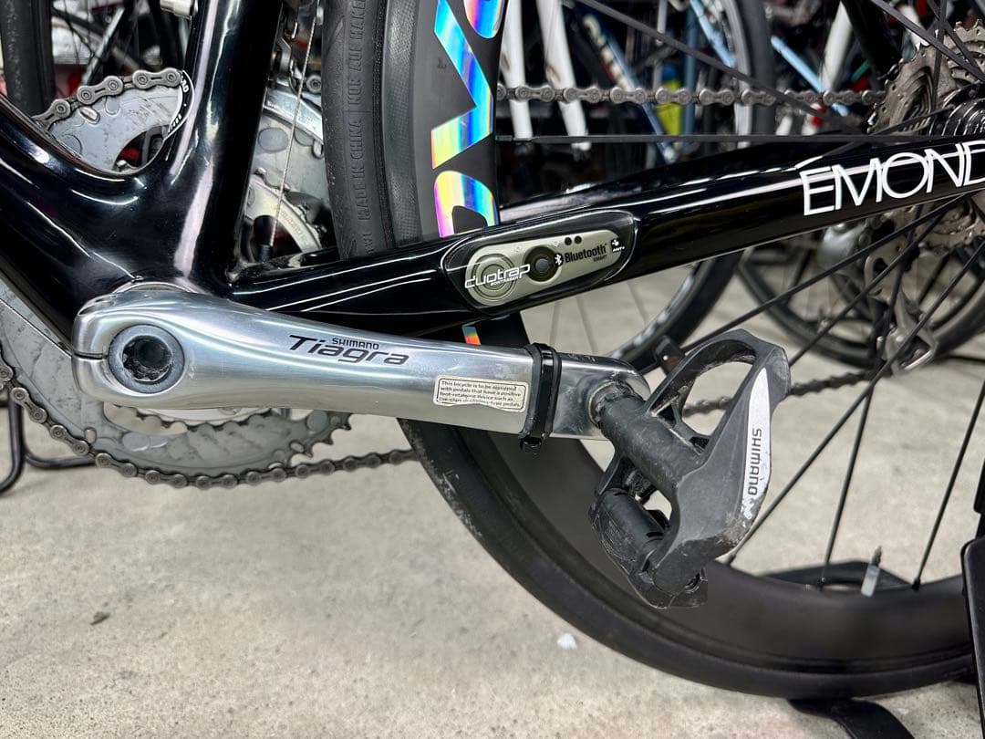 TREKフルカーボンカーボンホイール！基本分解発送送料無料！EMONDA S4