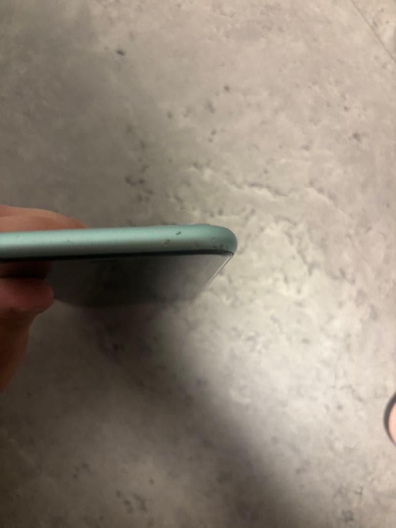 Apple iPhone 11 ミントグリーン 本体