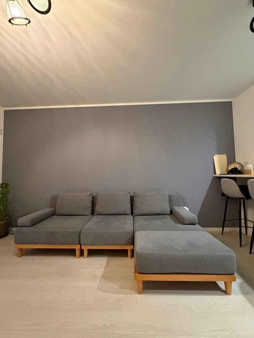 グレーのモダンファブリックソファたこやきんぐさん専用