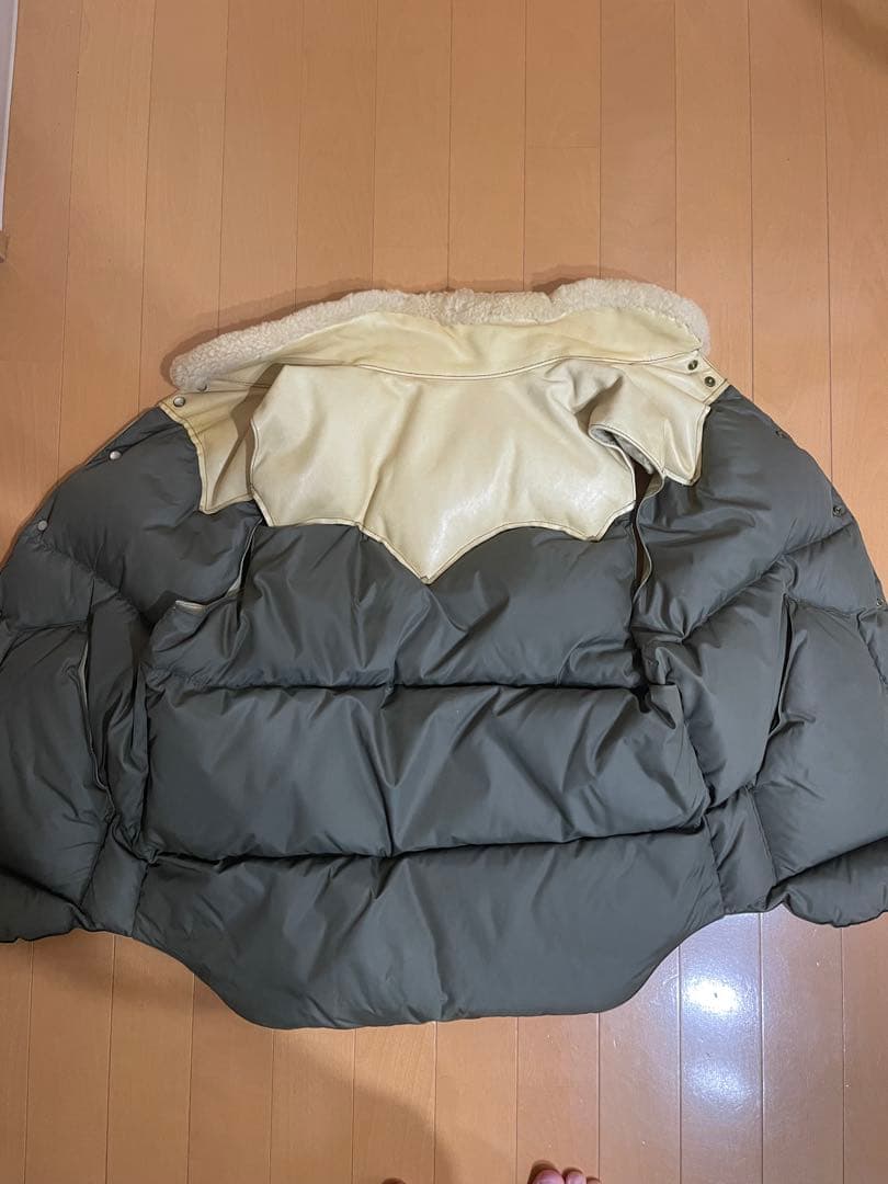 ロッキーマウンテンフェザーベッド　ダウンベスト