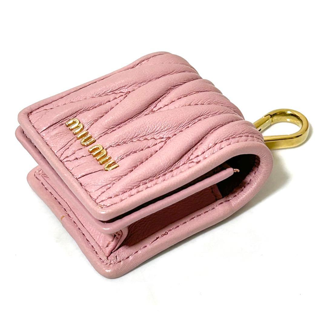MIUMIU ミュウミュウ AirPodsケース マテラッセ レザー ピンク