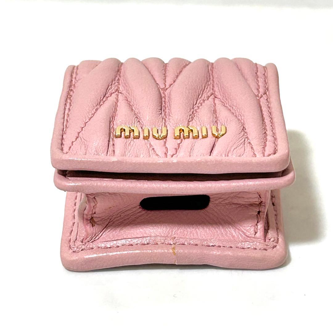 MIUMIU ミュウミュウ AirPodsケース マテラッセ レザー ピンク