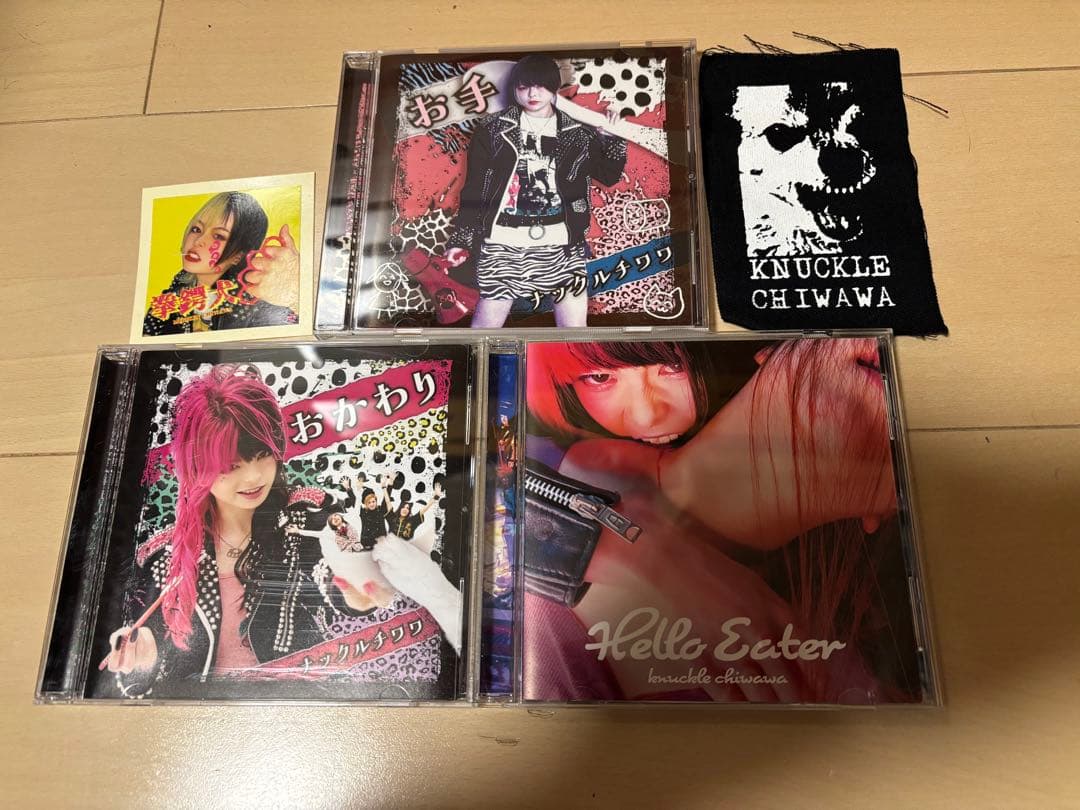 ナックルチワワ　3CD 、1ステッカー 、1パッチ