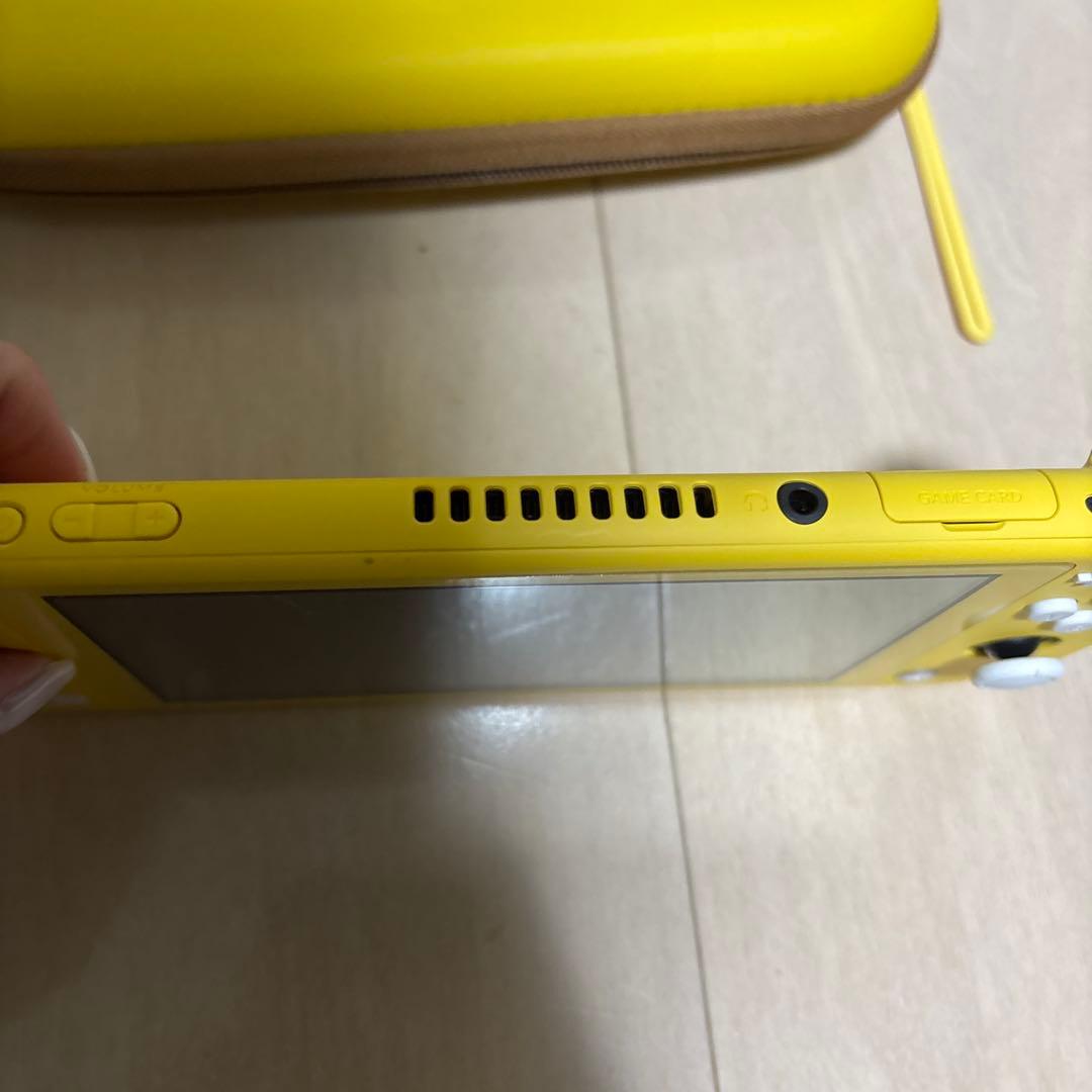 Nintendo Switch Lite イエロー 本体 + ケース + 充電器