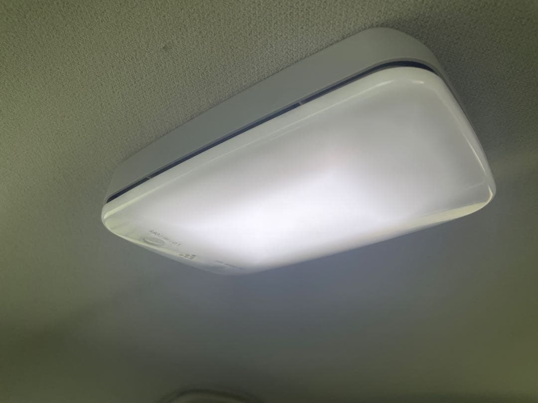 プラズマクラスター搭載LEDルームランプ　フォレスター　SJ