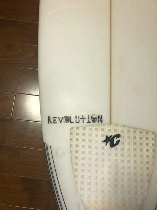 JSサーフボード　名作のレボリューションを進化させたレボリューション2