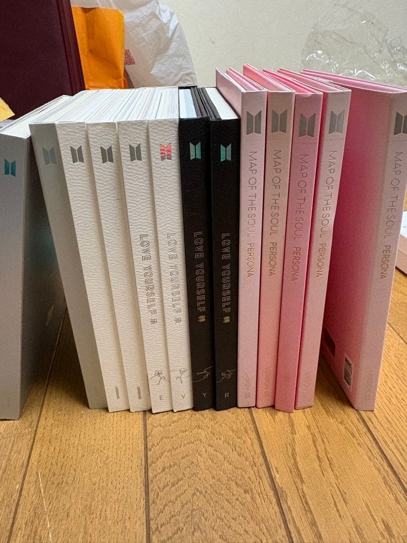 BTS70点まとめ売りCD、DVD、アルバム、ハンドクリーム、本 トレカ