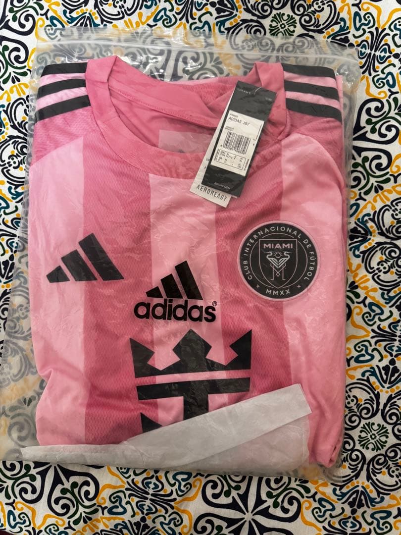 インター・マイアミCF adidas ピンク サッカージャージ