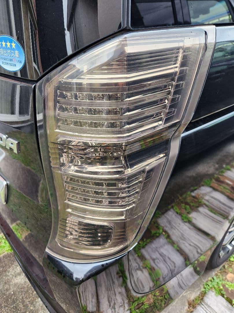 ヴァレンティ　ステップワゴンRK5後期スモークテールランプ