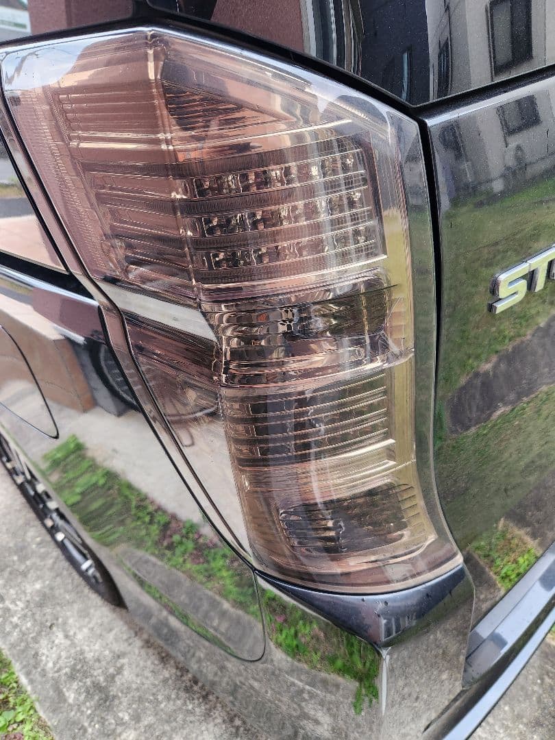 ヴァレンティ　ステップワゴンRK5後期スモークテールランプ