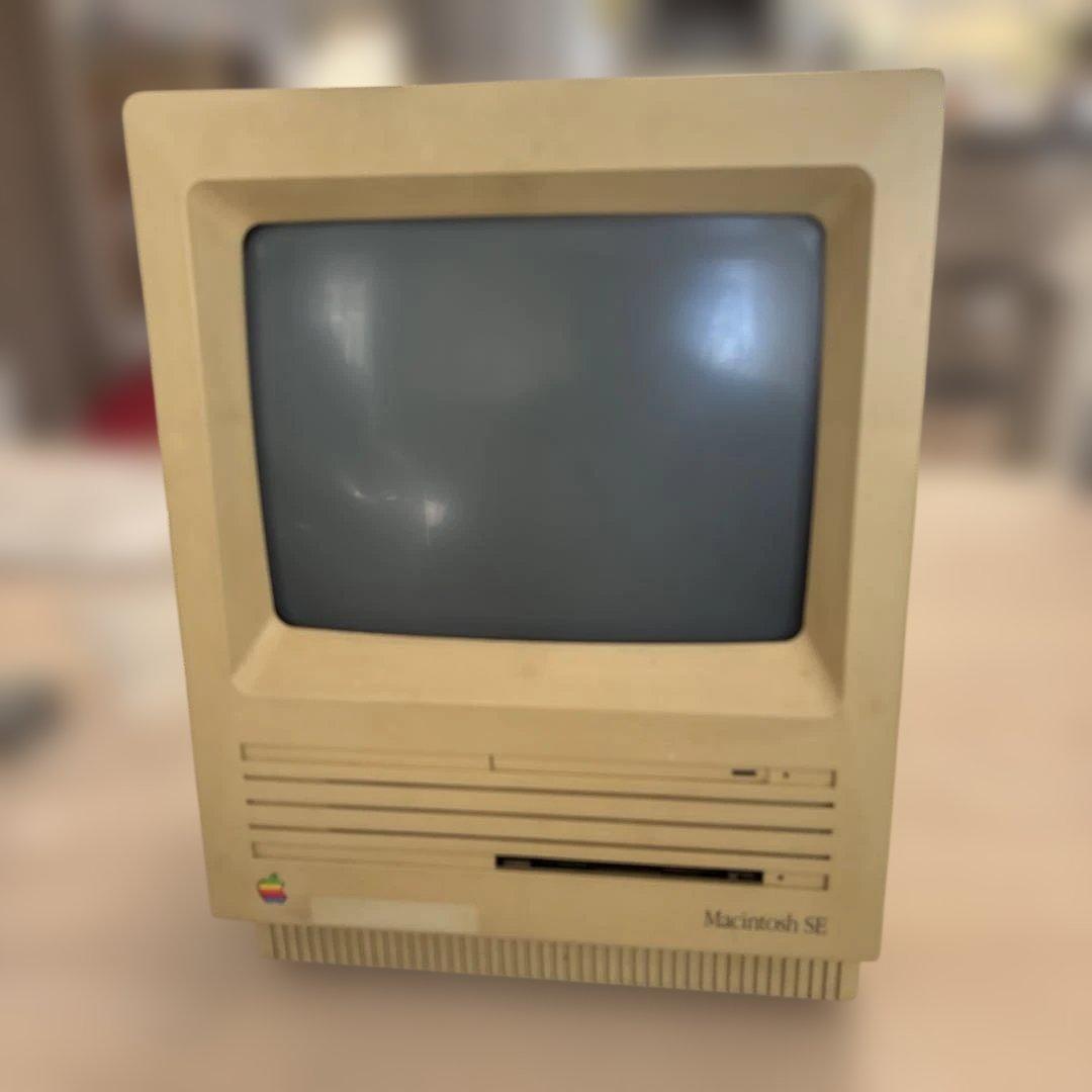 Apple Macintosh SE デスクトップPC