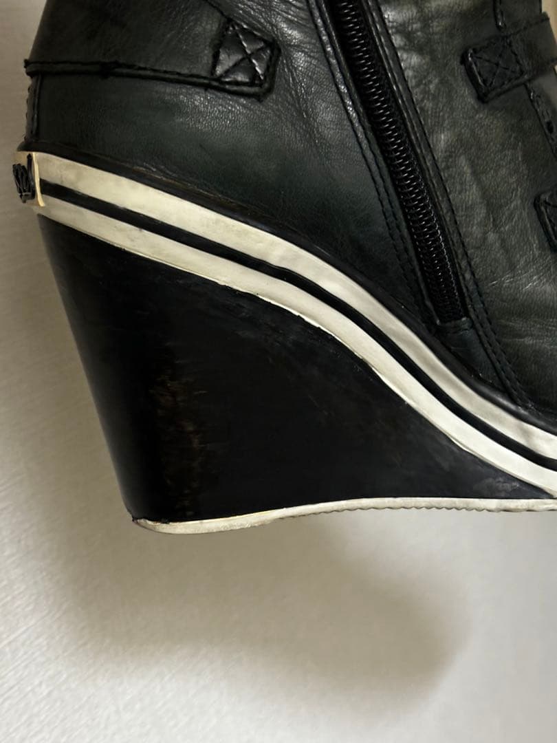 ASH Archive 黒 レザー バックル ウェッジスニーカー