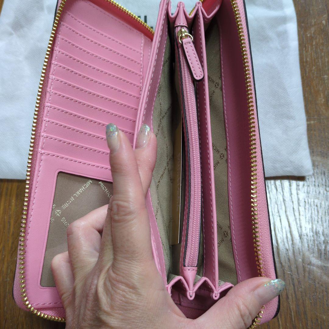 新品未使用　MICHAEL KORS ピンク 長財布 ストラップ付き