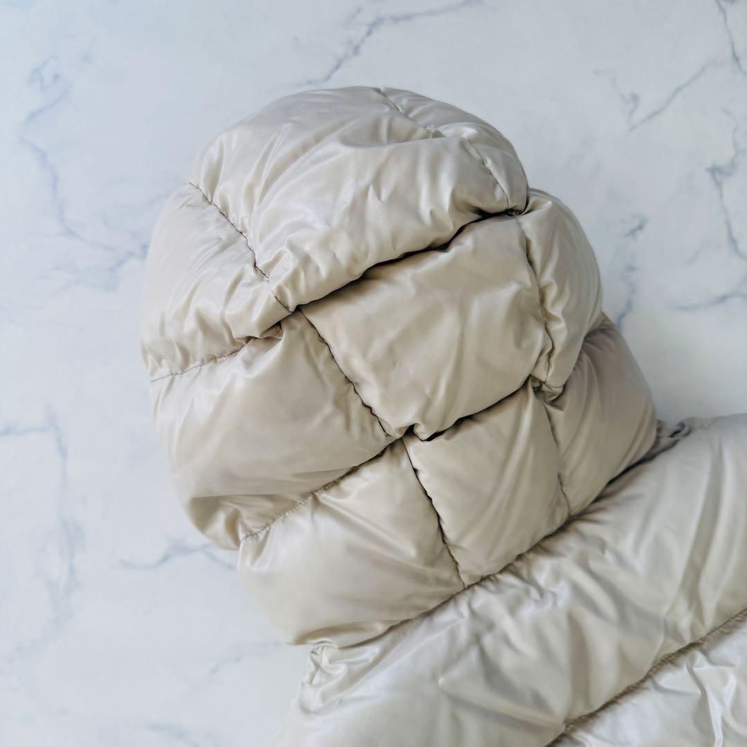 ☆美品☆ DUVETICA FEBE レディース ベージュ　ダウンベスト