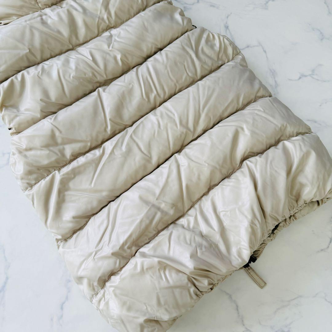 ☆美品☆ DUVETICA FEBE レディース ベージュ　ダウンベスト