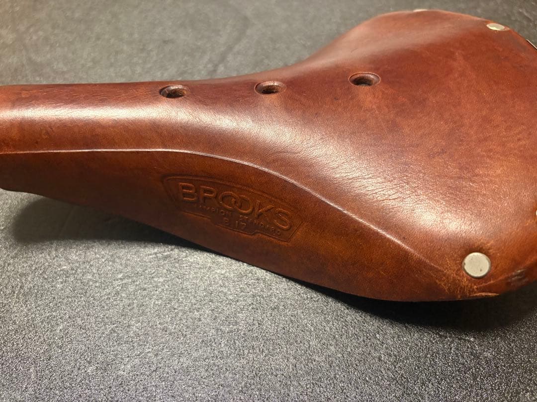 BROOKS ブルックス サドル B17 CLASSIC スタンダードクラシック
