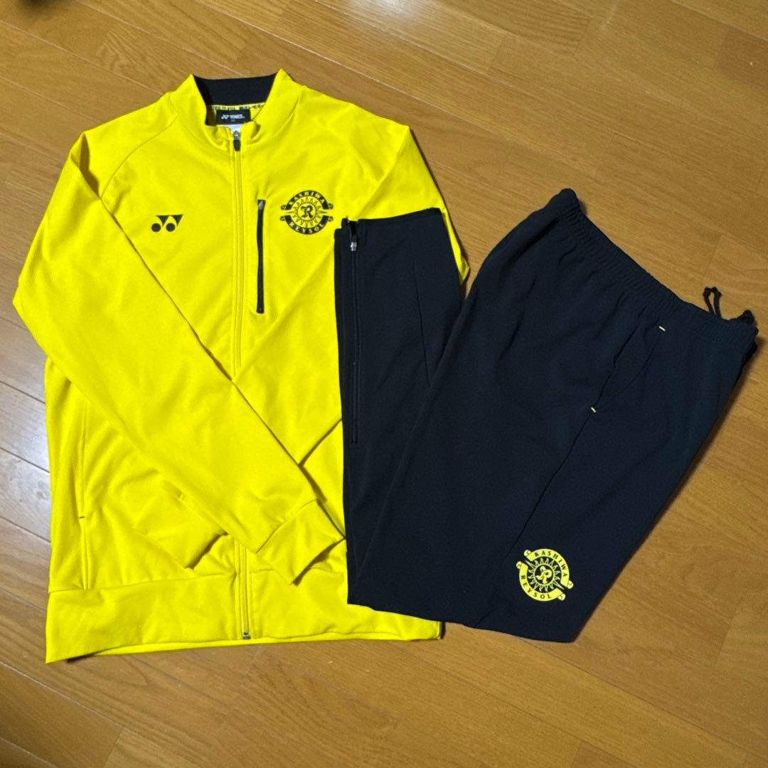 柏レイソル　アンセムジャケット上下セット　移動着　公式ウェア