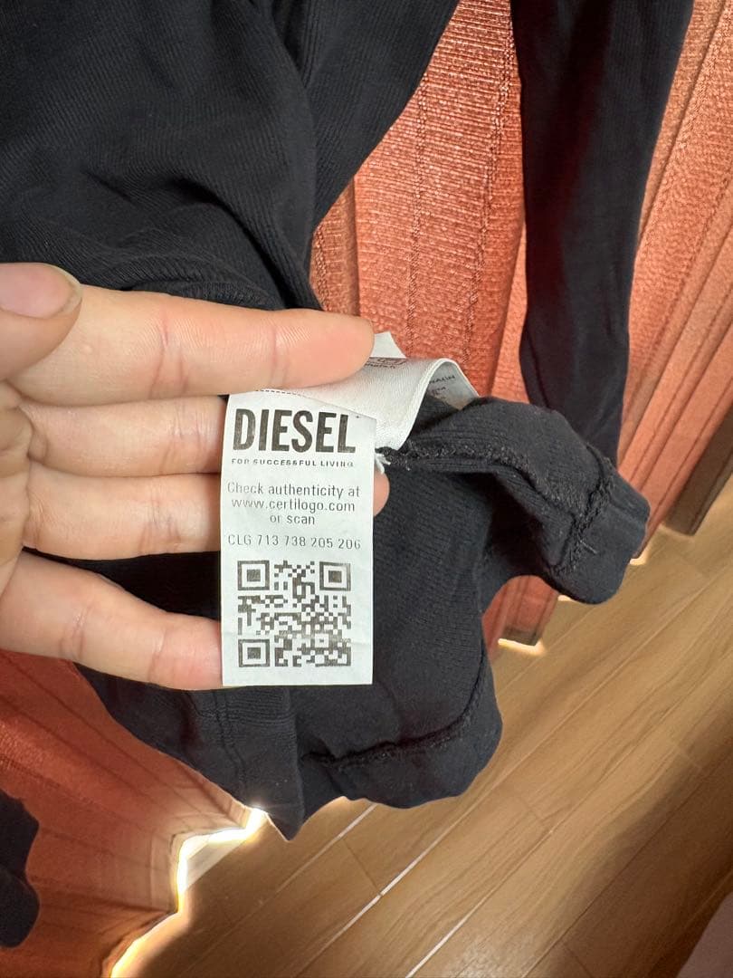 トップス DIESEL D-RIBBER-LS-N