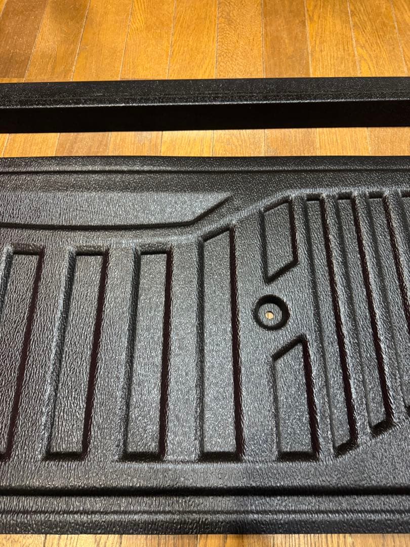 【純正】ハイラックス ベッドライナー テールゲート部 ＋　上部プロテクター