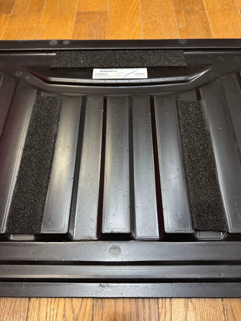 【純正】ハイラックス ベッドライナー テールゲート部 ＋　上部プロテクター