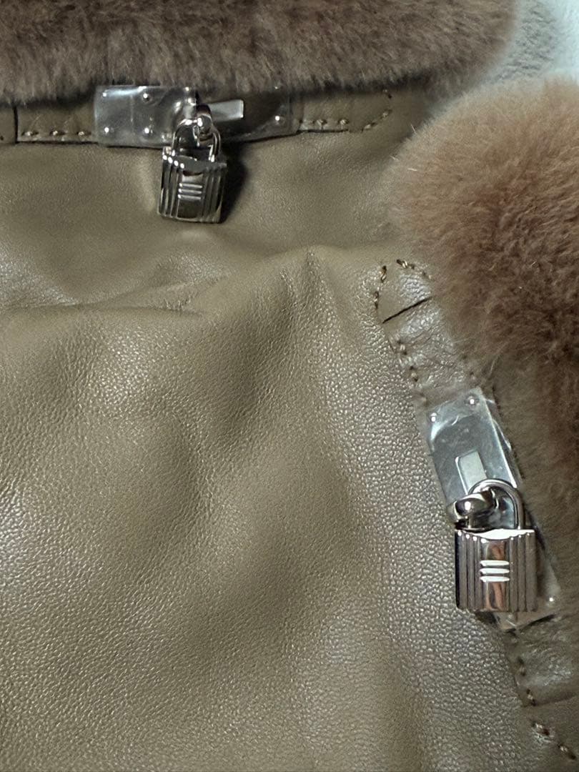 専用　　超美品！　エルメス　手袋　《プリンセス》ラム ケリー 南京錠　グローブ