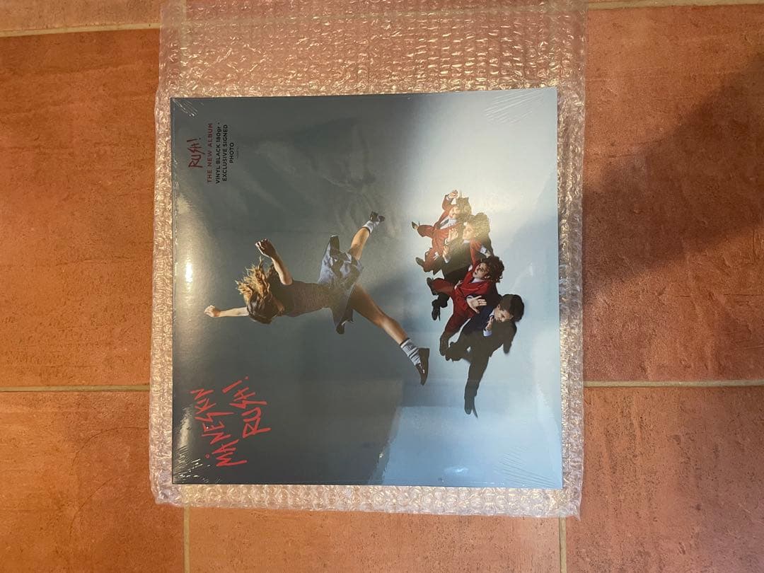 蛙*ん様 マネスキン　rushレコード(直筆サインカード入り)