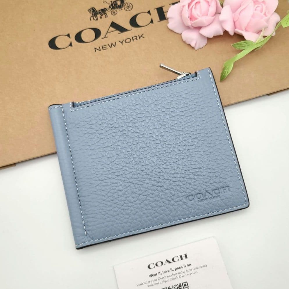 新新商品　COACH　コーチ　マネークリップ　折り財布　正規　ライトブルー