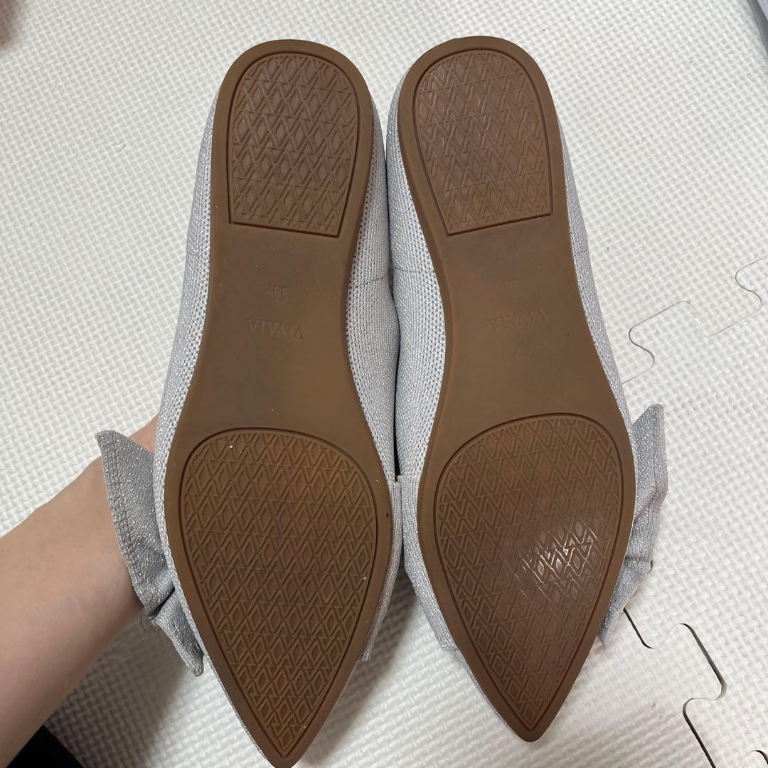 VIVAIA グレー リボン付き フラットシューズ38