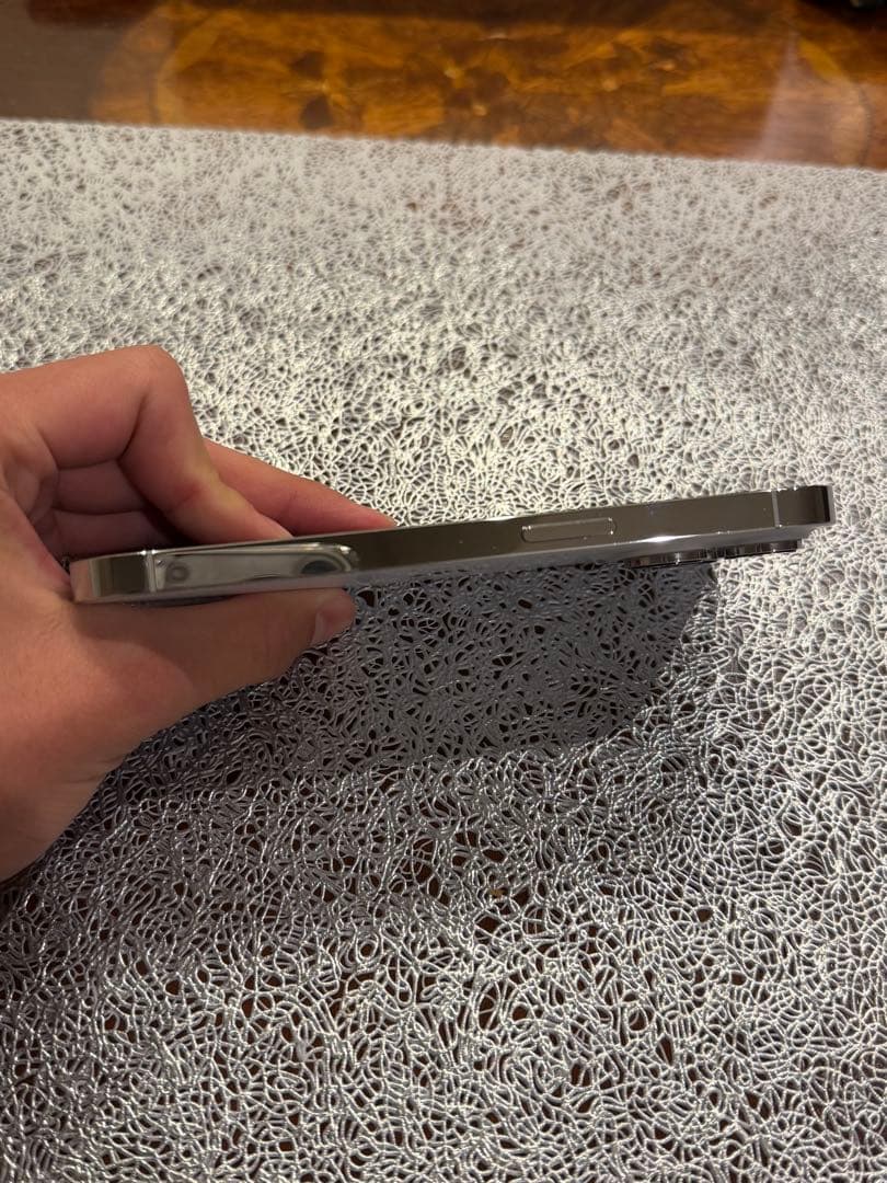 Apple iPhone 14 Pro シルバー 本体 128GB SIMフリー