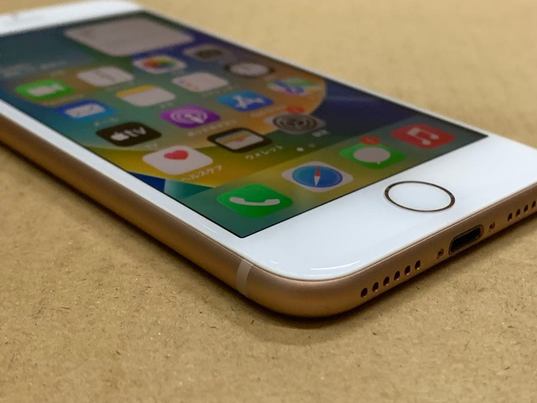 Apple iPhone8 ゴールド 本体 バッテリー94%
