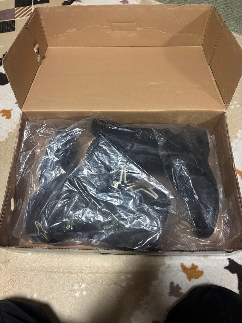 R*y様 アルパインスターズ　SMX-6 V2 BLACK BLACK 29.5