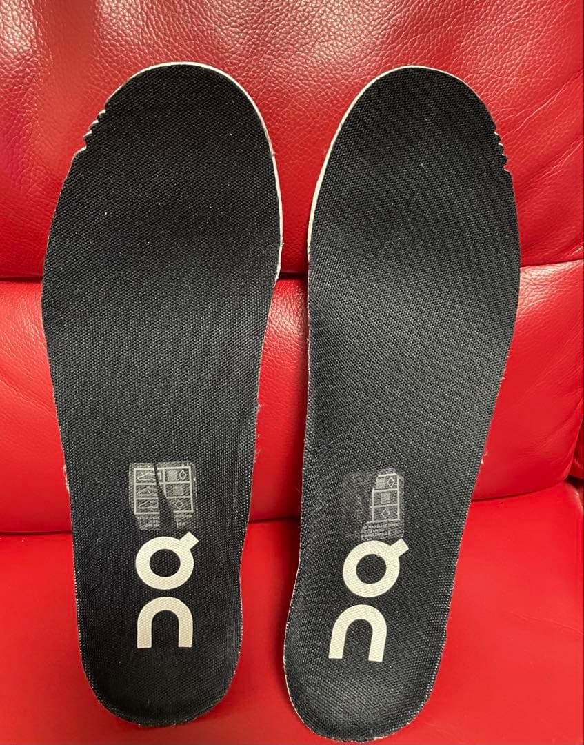 オン　クラウド6 ウォータープルーフ　26cm