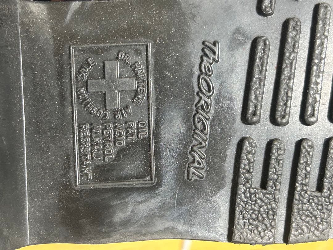 dr.martens 8ホール　オールブラック