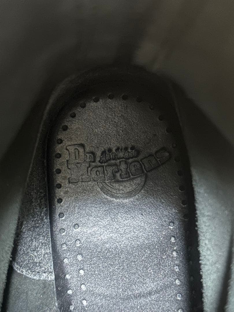 dr.martens 8ホール　オールブラック