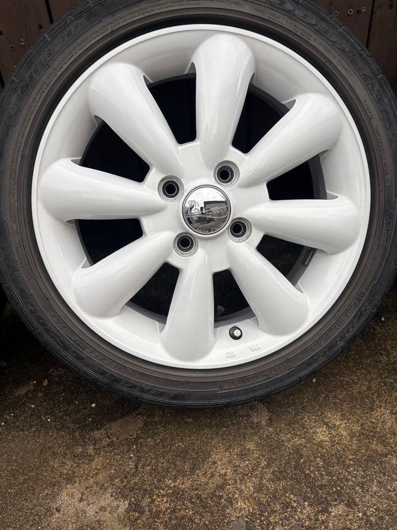 15インチ ホワイト 8スポークホイール