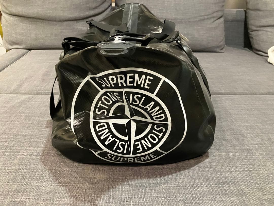 ストーンアイランド　シュプリーム　コラボバッグ