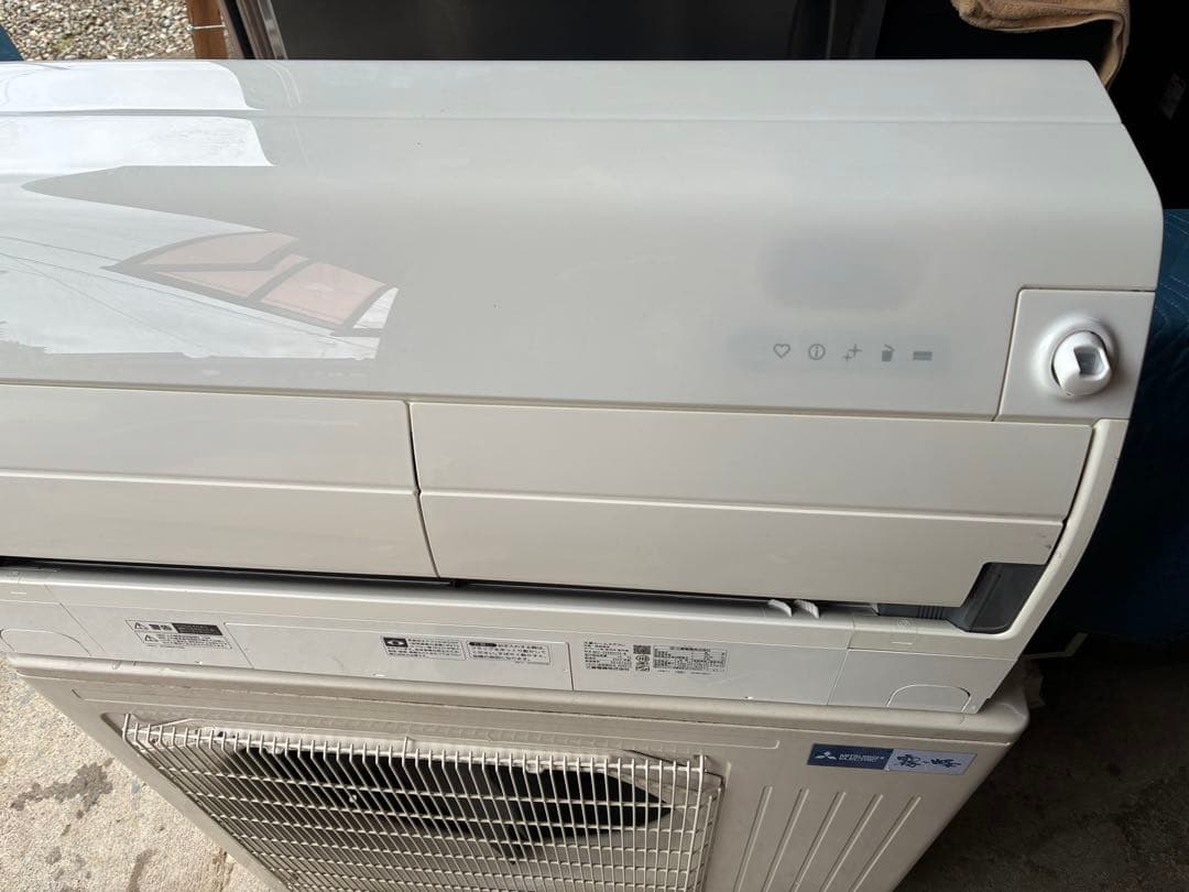 三菱 霧ヶ峰 エアコン　MSZ-ZXV9022S-W 2022年製　29畳用