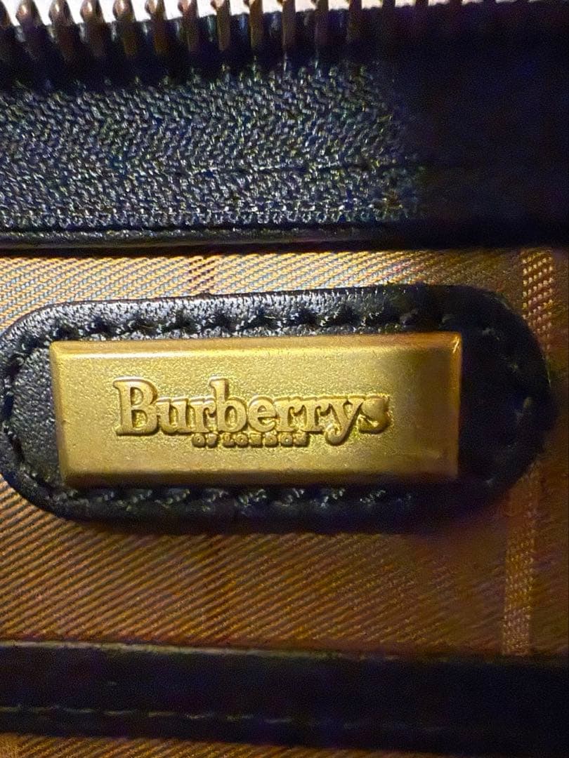 バーバリー　セカンドバック　クラッチバッグ　黒