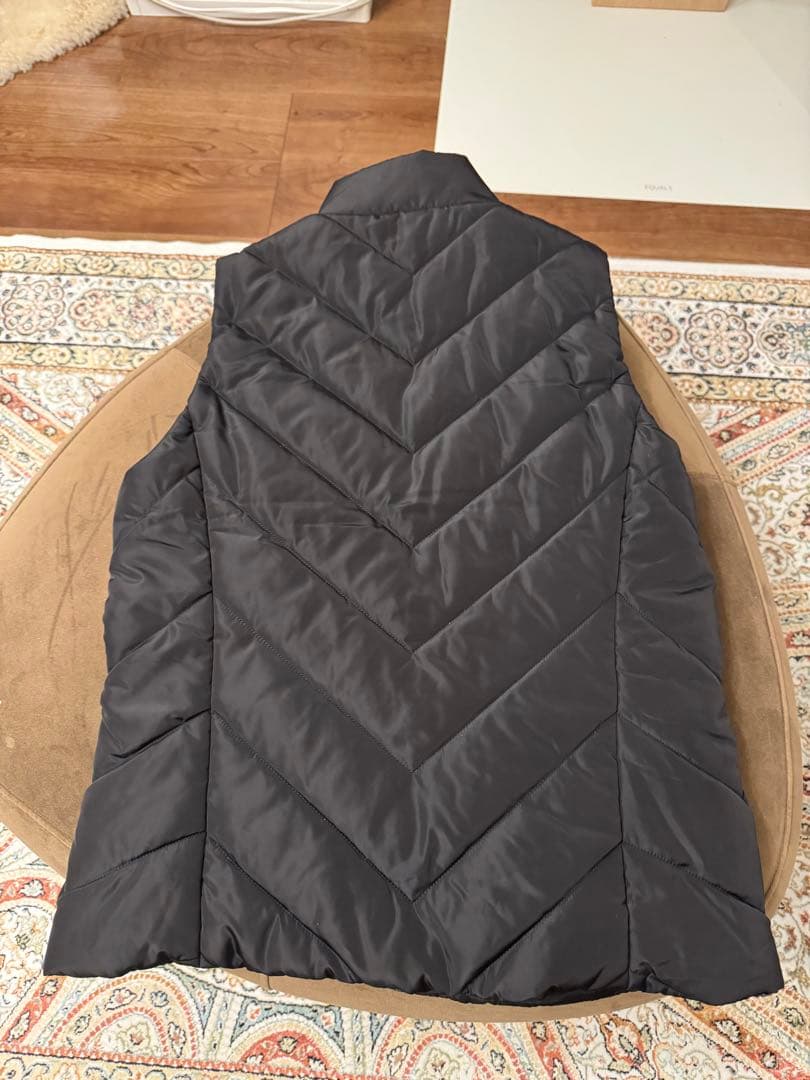 マイケルコース新品ダウンベスト