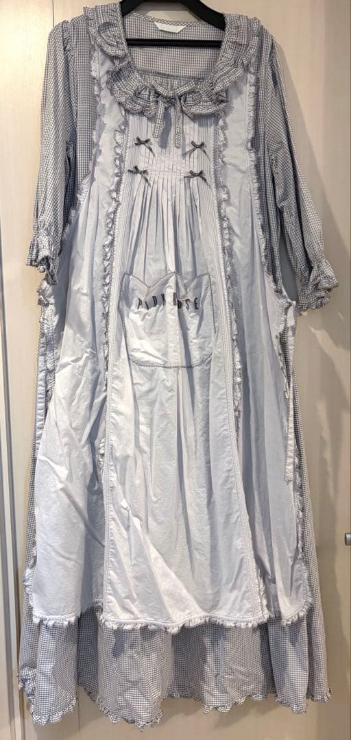 ピンクハウス タブリエ付きワンピース グレー